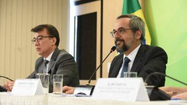 MEC quer apoio de universidades para dar formação a jovens ociosos MEC quer apoio de universidades para dar formação a jovens ociosos