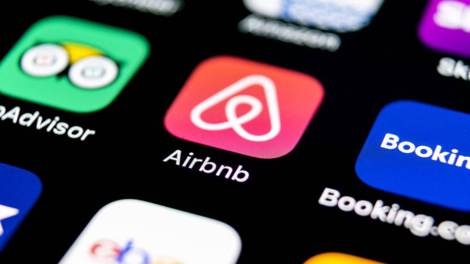 Projeto pode tornar mais difícil sublocar temporariamente apartamentos em condomínios via Airbnb e outras plataformas digitais.