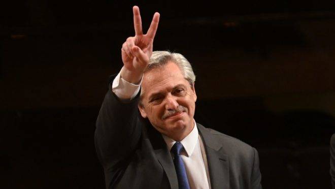 O presidente eleito da Argentina, Alberto Fernández, em visita ao México. Ele será o anfitrião de encontro do Grupo de Puebla em Buenos Aires