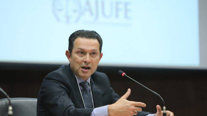 Danilo Pereira Júnior expediu o alvará de soltura do ex-presidente Lula.