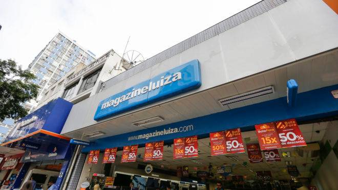 Em setembro, pela primeira vez, as vendas online da Magalu ultrapassaram as vendas em lojas físicas