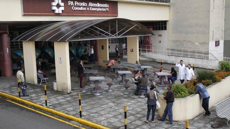 Hospital de Clínicas (HC) terá concurso público, via Ebserh, para 147 vagas Concurso públicos deve repor 147 vagas no Hospital de Clínicas da UFPR, em Curitiba.