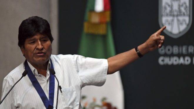 O ex-presidente da Bolívia Evo Morales discursa na prefeitura de Cidade do México, 13 de novembro de 2019