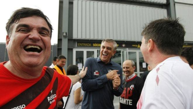 Opositor de Petraglia na última eleição, em 2015, Henrique Gaede agora busca aproximação com Mario Celso Petraglia por “Conselho Misto”