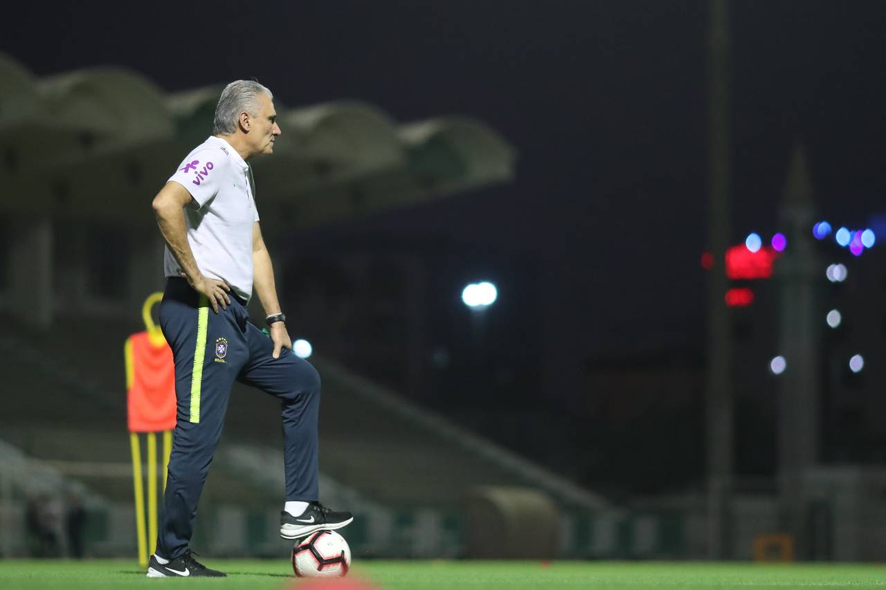 Após nova derrota, Tite está na berlinda na seleção. Foto: Lucas Figueiredo/CBF Após nova derrota, Tite está na berlinda na seleção. Foto: Lucas Figueiredo/CBF