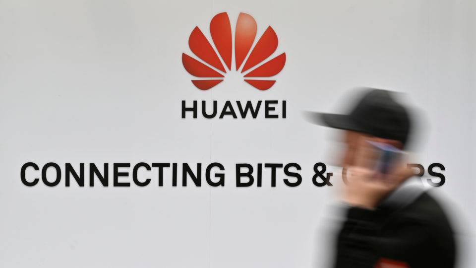 Huawei pode precisar de dois a três anos para se recuperar da proibição comercial dos EUA, diz CEO Huawei pode precisar de dois a três anos para se recuperar da proibição comercial dos EUA, diz CEO