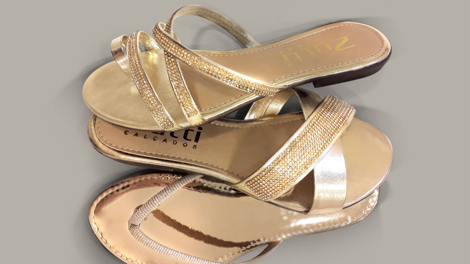 Para Black Friday, Zutti aposta em rasteirinhas com promoção “3 pelo preço de 2”