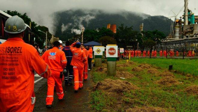 Greve dos Petroleiros: Petrobras e TST