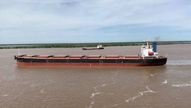 Navio Panamax Breeze transportou 72 mil toneladas de fertilizantes ao Brasil.