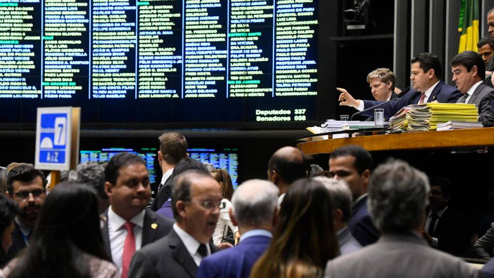 Atendimento psicológico nas escolas: Plenário do Congresso