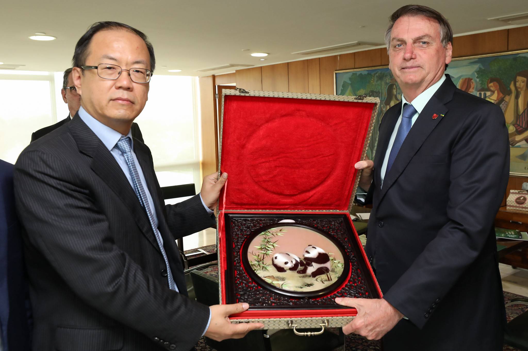 tecnologia 5G no Brasil e suas relações internacionais