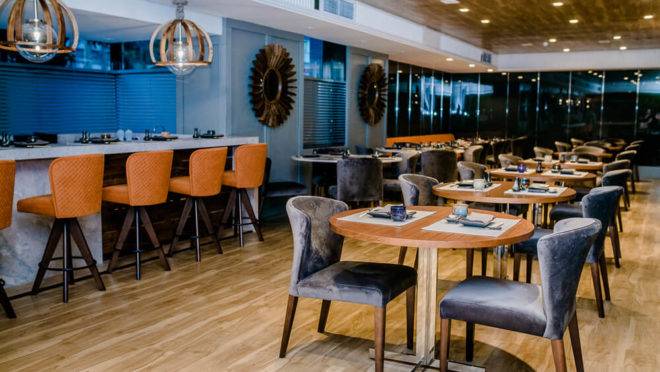 Restaurante HAI YO oferece um espaço perfeito para um happy hour de confraternização