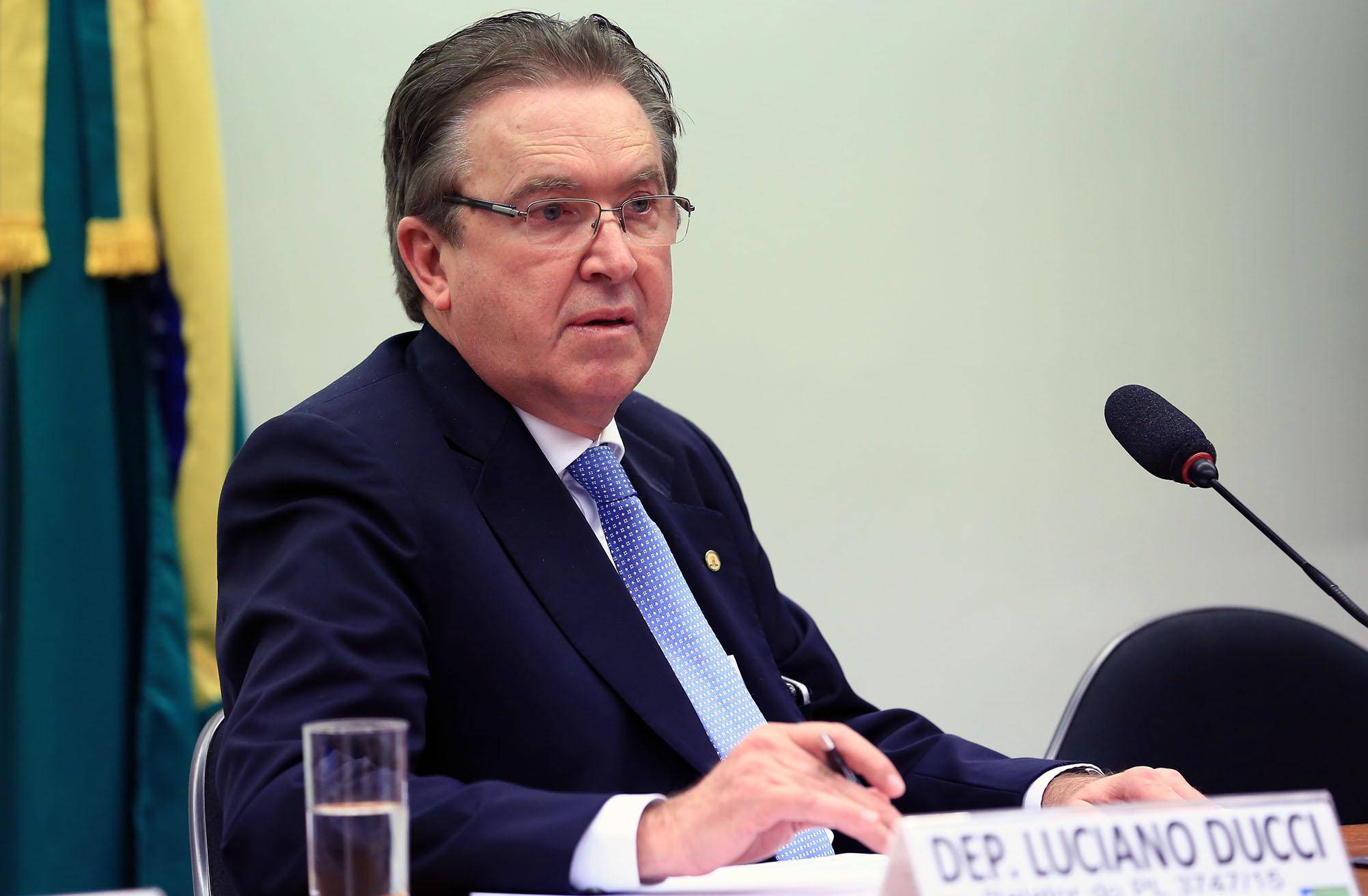 Luciano Ducci: Plantio de maconha no Brasil para uso medicinal.