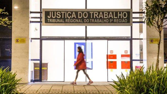 Prédio do Tribunal Regional do Trabalho da 9ª Região