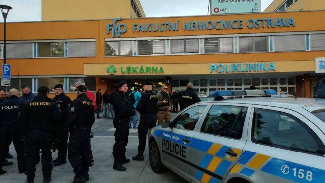 Atentado em hospital na República Checa
