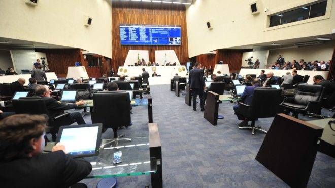 Sessão plenária da Assembleia Legislativa do Paraná.