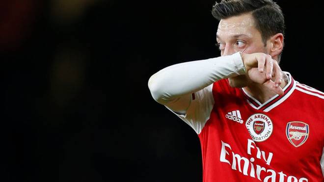 Meia alemão do Arsenal, Mesut Ozil