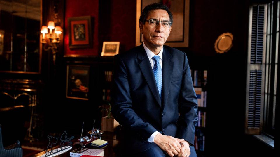 O presidente do Peru tem um plano para escapar da onda de crises na América Latina Martin Vizcarra, presidente do Peru
