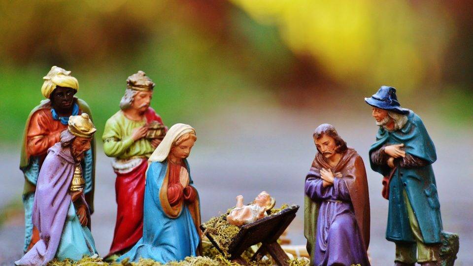 Três razões por que a esquerda não gosta do Natal Menos e menos americanos, lojas, empresas ou meios de comunicação desejam às pessoas um “Feliz Natal”, preferindo um estéril “Boas Festas”.