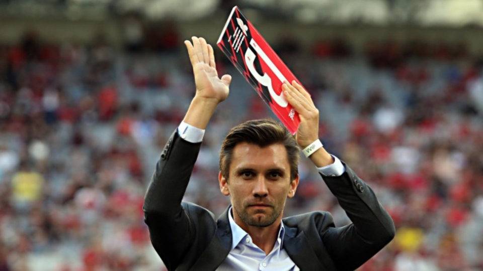 Paulo André agradece Petraglia em despedida do Athletico: “Mente brilhante” Paulo André se despediu do Athletico nas redes sociais