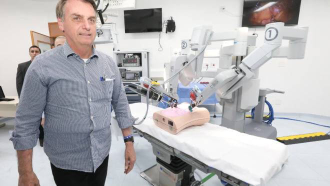Bolsonaro: Médicos pelo Brasil