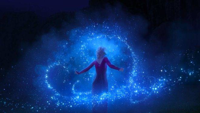 Na aguardada sequência do mega sucesso, a Disney abandona trama de amor e aposta na política para seduzir crianças e adultos.
