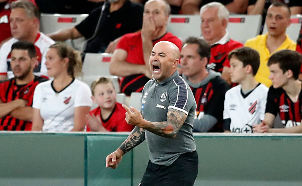 Sampaoli extraiu o máximo do elenco santista. Foto: Albari Rosa/Arquivo/Gazeta do Povo Sampaoli extraiu o máximo do elenco santista. Foto: Albari Rosa/Arquivo/Gazeta do Povo