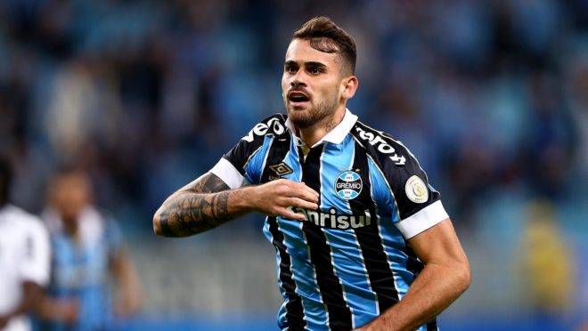 Felipe Vizeu disputou a última temporada pelo Grêmio.