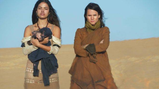 Filmes brasileiros na Netflix: cena de "3%", série original brasileira