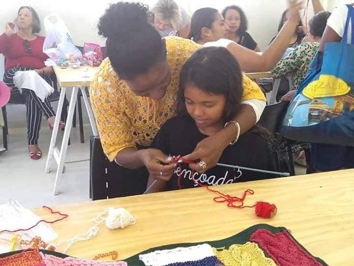 Praticar a empatia e a cooperação também é exercício Praticar a empatia e a cooperação também é exercício