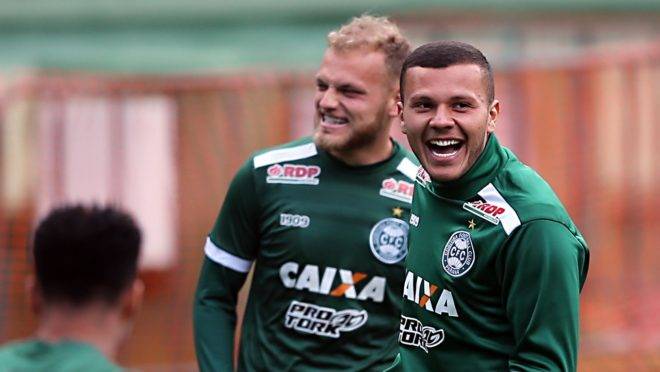 Thalisson Kelven e Julio Rusch serão emprestados novamente