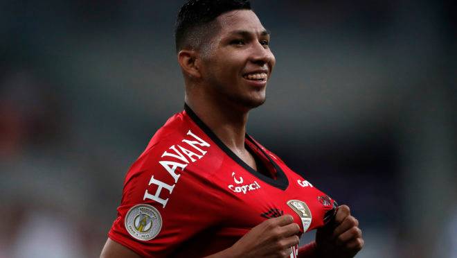Corinthians se assustou com valores por Rony