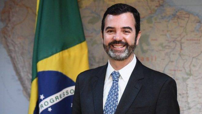 MEC quer saber se há autorregulação fora do Brasil