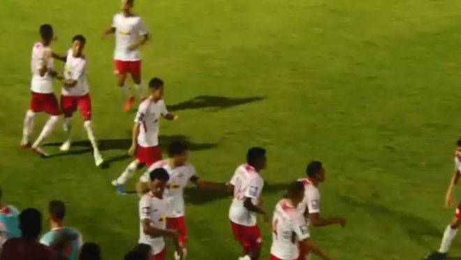 Red Bull Brasil comemora vitória em Rio Claro.