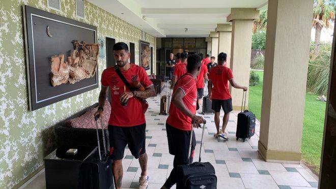 Athletico enfrenta o Racing pelo Torneio de Verão
