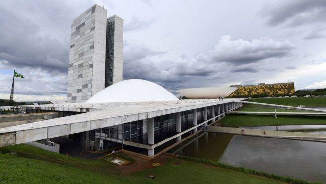 Deputados e senadores com mais e menos gastos públicos em 2019