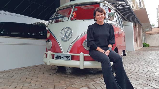 Kombi estava entre os três sonhos de infância concretizados pela pesquisadora