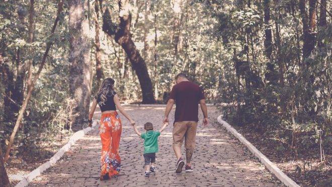 Lei que colocou guarda compartilhada como regra no país completa cinco anos dando mais flexibilidade para filhos e pais no delicado momento da separação