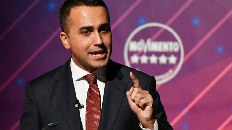 Luigi Di Maio è Laureato O No