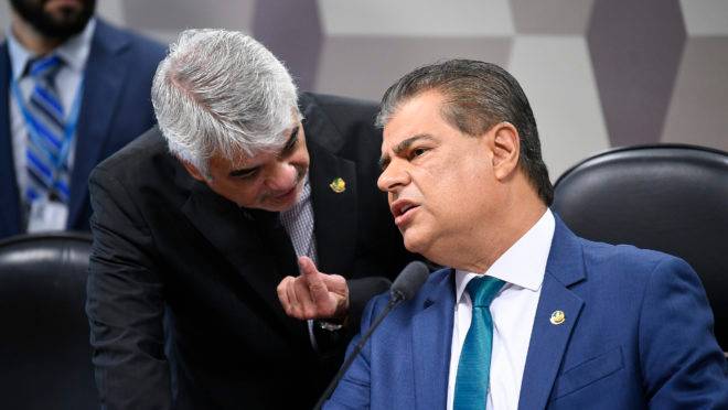 senadores que mais gastam dinheiro público