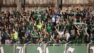 Torcida do Coritiba na Vila Capanema.