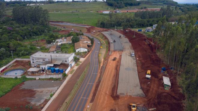 Duplicação da rodovia no Contorno Sul em Apucarana.