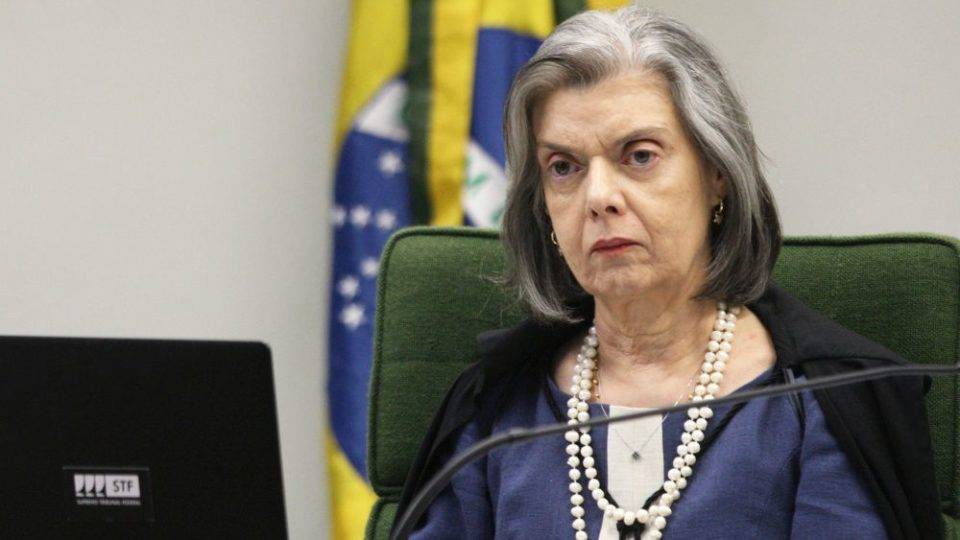 Cármen Lúcia cassa decisão que permitiu psicólogos atenderem casos de reorientação sexual A ministra do STF Cármen Lúcia.