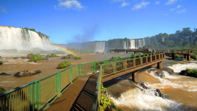 Somente as cataratas do Iguaçu receberam mais de 2 milhões de visitantes em 2019