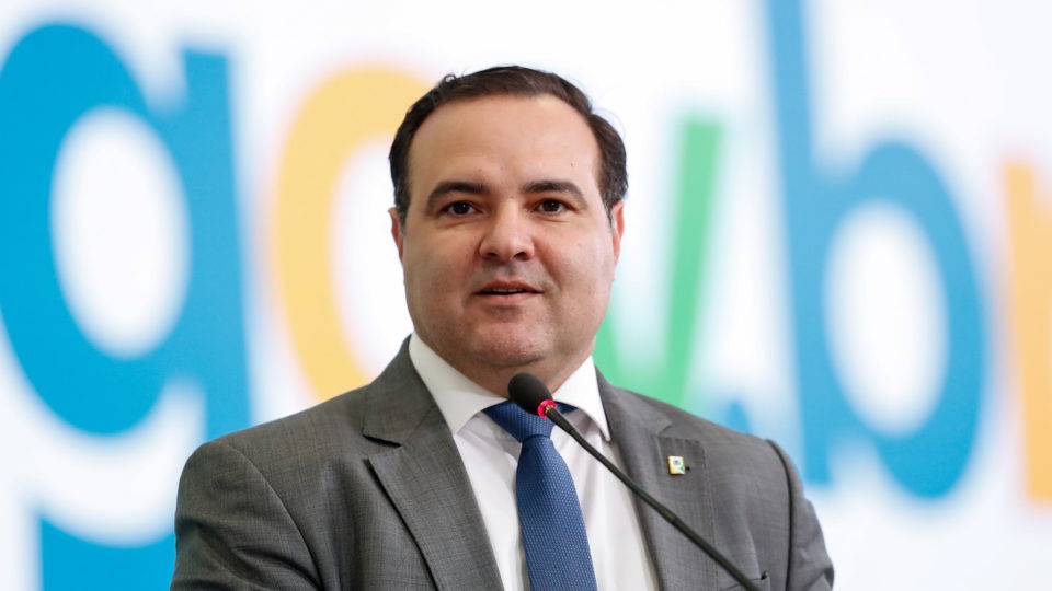Quem são os cotados para a vaga de Moro no Ministério da Justiça Quem é Jorge Oliveira, o amigo de Bolsonaro cotado para o STF