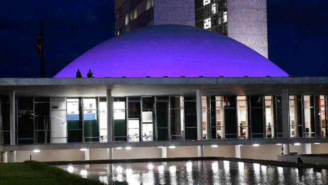 Trabalhamos cinco meses por ano para pagar imposto. Ter bons serviços públicos é o mínimo