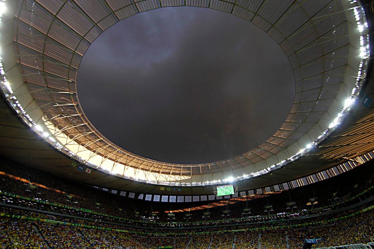 Estádio Nacional Mané Garrincha, em Brasília. Vista das arquibancadas, a partir do gramado.