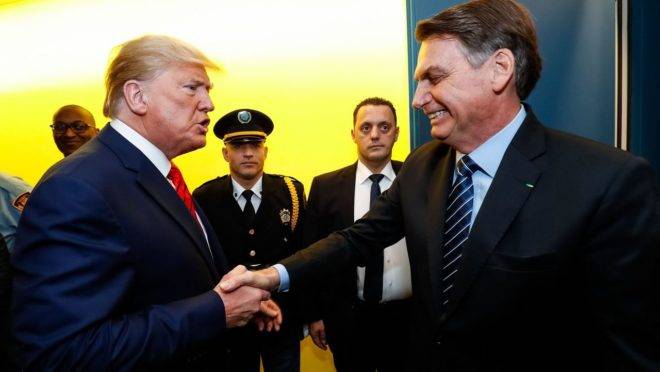 O presidente Jair Bolsonaro e o presidente dos Estados Unidos, Donald Trump, estão juntos na Aliança Internacional pela Liberdade Religiosa.