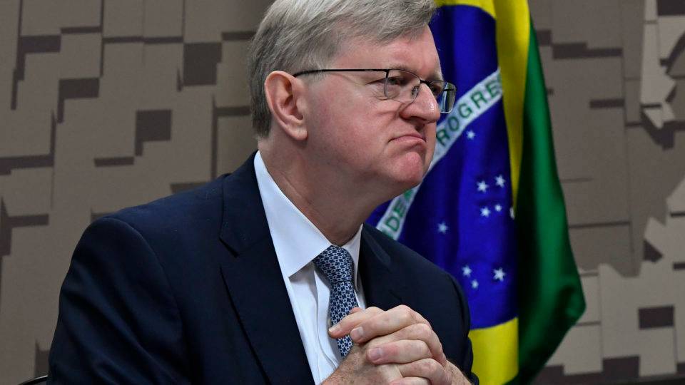 Aprovado para a embaixada em Washington, Forster nega subserviência do Brasil aos EUA Nestor Forster é aprovado por comissão do Senado para ser embaixador do Brasil nos EUA