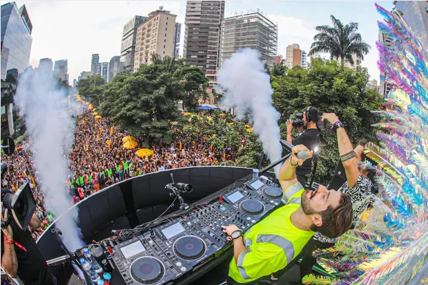 Alok estreia bloco no Carnaval de São Paulo